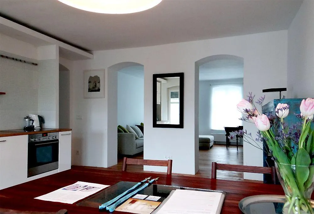 **** شقة فندقية برلين Smartloft Apartments & Art ألمانيا