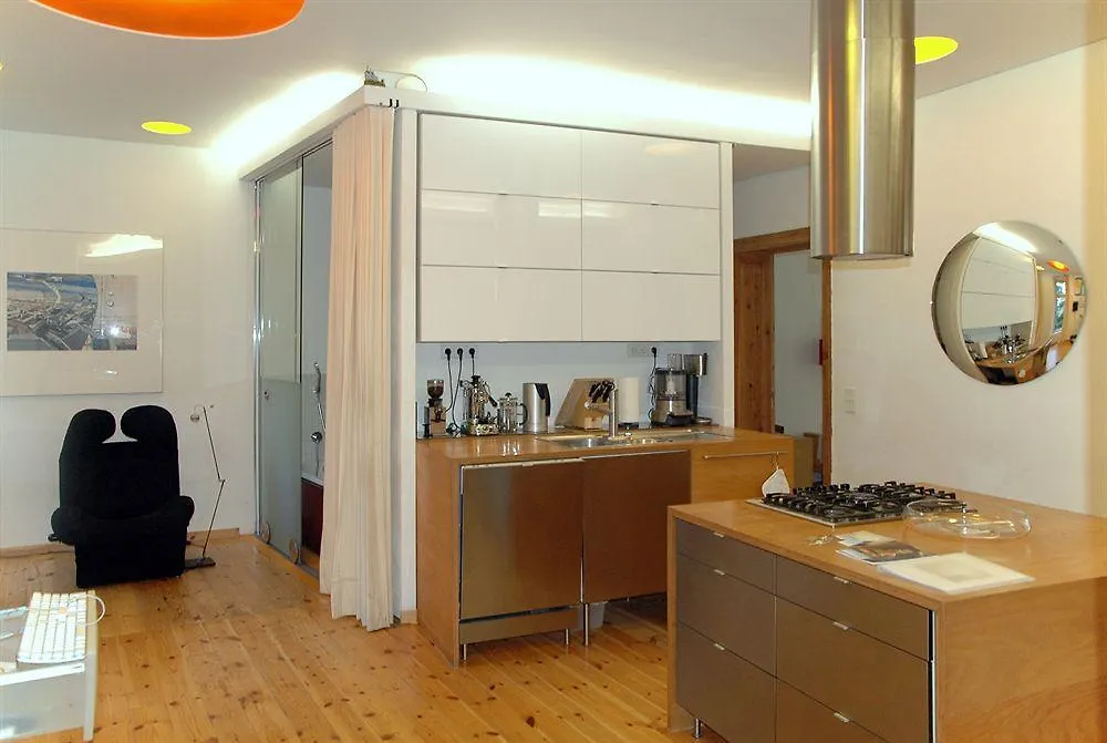**** شقة فندقية برلين Smartloft Apartments & Art ألمانيا